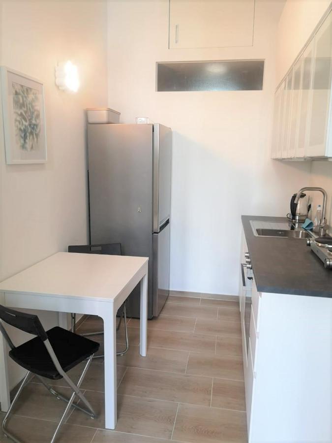 Ruhige Art-Garconniere Mit Balkon Lägenhet Wien Exteriör bild