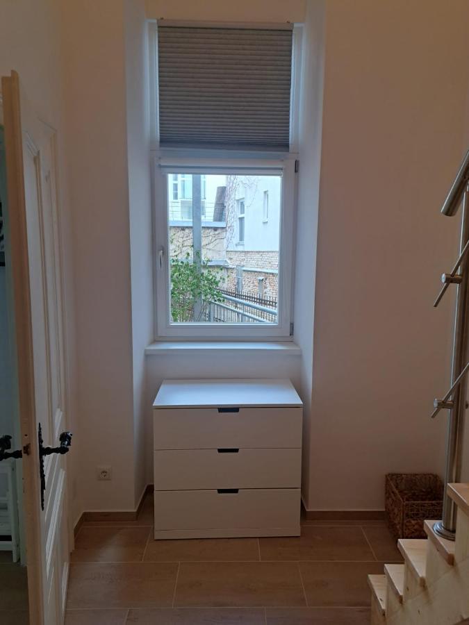 Ruhige Art-Garconniere Mit Balkon Lägenhet Wien Exteriör bild